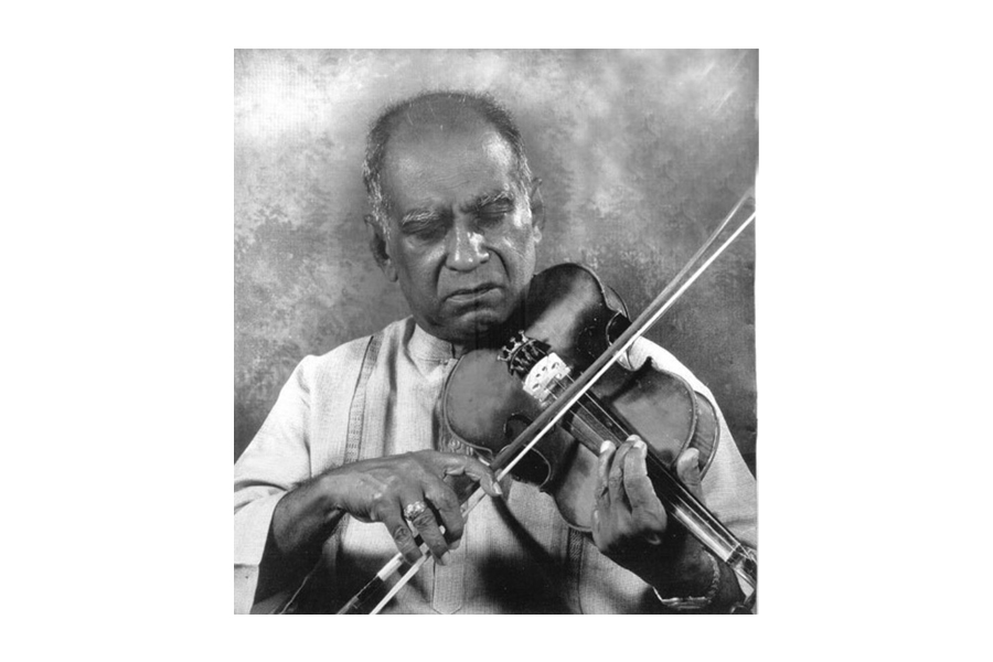 W D Amaradeva, the Wonderful Maestro of Sri Lankan Music, playing a violin!