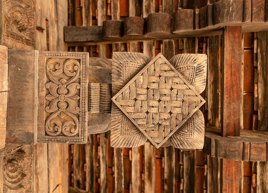 The Marvellous Wood Carvings at the Embekke Devalaya