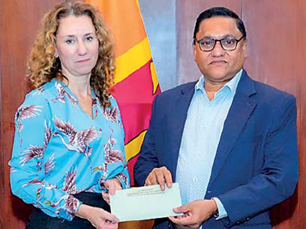 UK High Commission and Sri Lankan officials supporting relief efforts after Cyclone Ditwah.